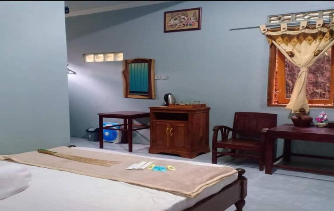 Nara Homestay Syariah Mangunan Exterior foto